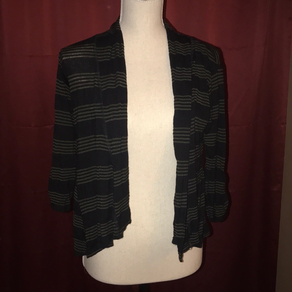 Cardigan - Picture 2 of 3